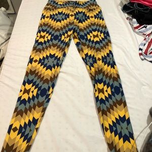 Patterned lularoe leggings